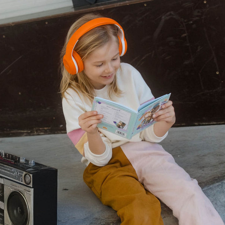 Kind mit CD Booklet
